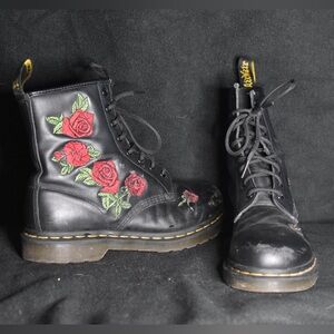 Dr. Martens 1460 VONDA FLORAL LEATHER LACE UP BOOTS